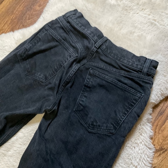 ASOS Design Crop Raw Hem Black Denim Jeans Size 28 Hi Rise - Picture 8 of 9